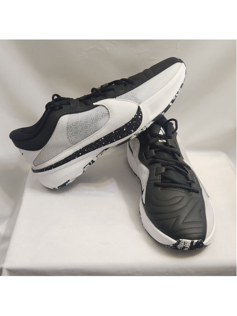 Nike Air Zoom Freak 5 Oreo Black White Basketball Sneakers (M Size 12)